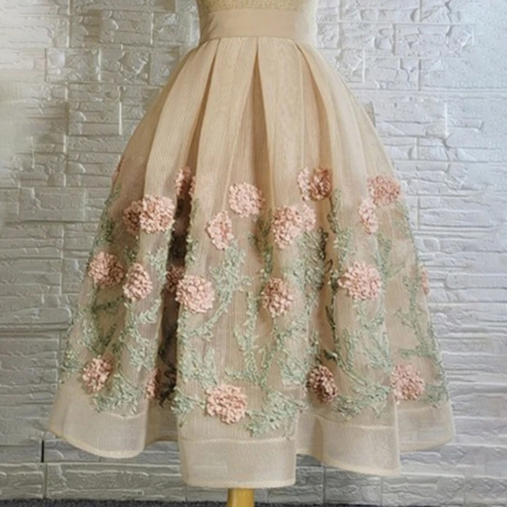 Embroidery skirt